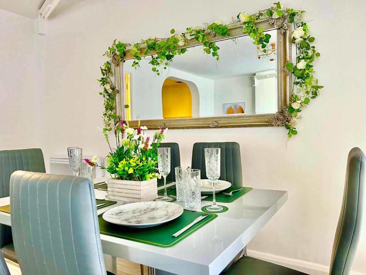 Winter Gardens Owners Suite בלקפול מראה חיצוני תמונה